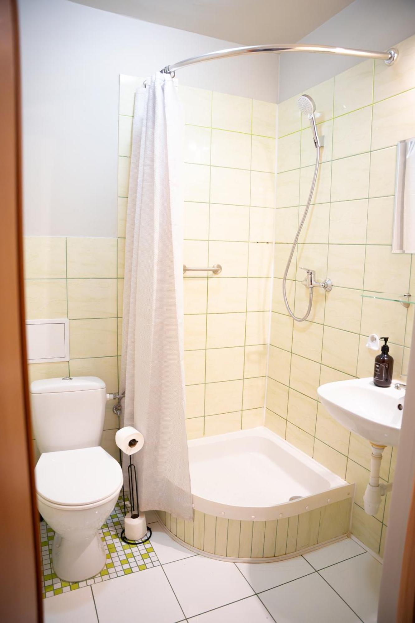 Hotelik Relax H360 Łódź Dış mekan fotoğraf